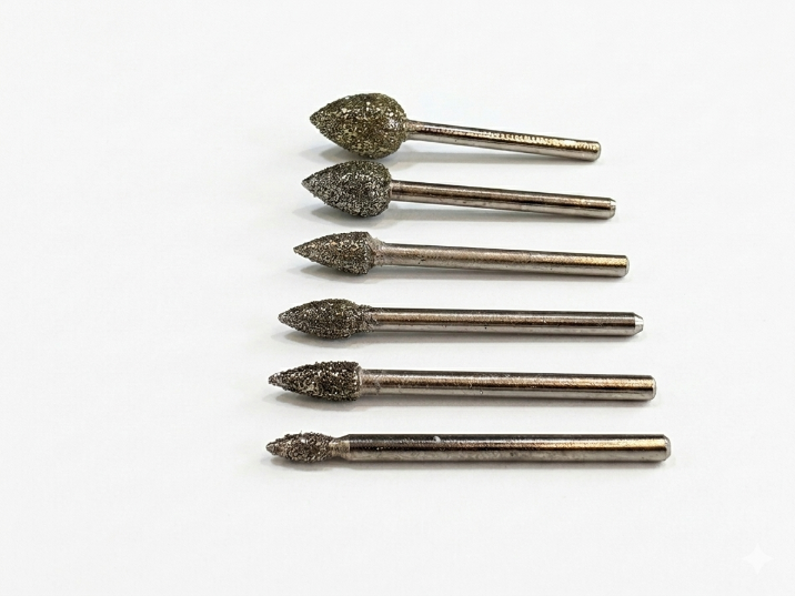 Алмазна фреза крапля посилена 30 mesh — хвостовик 3мм для каменю та скла