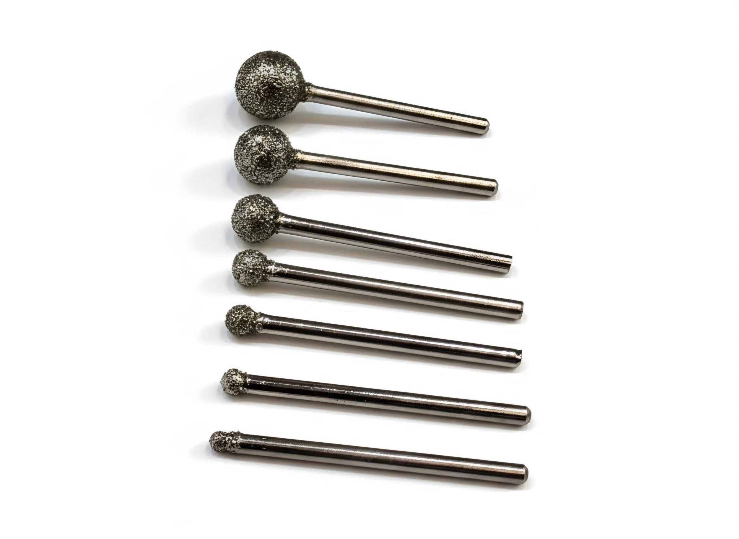 Алмазна фреза (бор) сферична —  хвостовик 3 мм