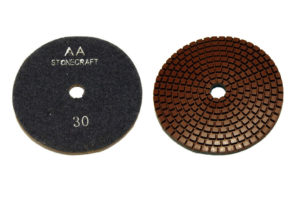 Алмазный гибкий шлифовальный круг d 100мм для темных пород камня, класс АА №30-3000